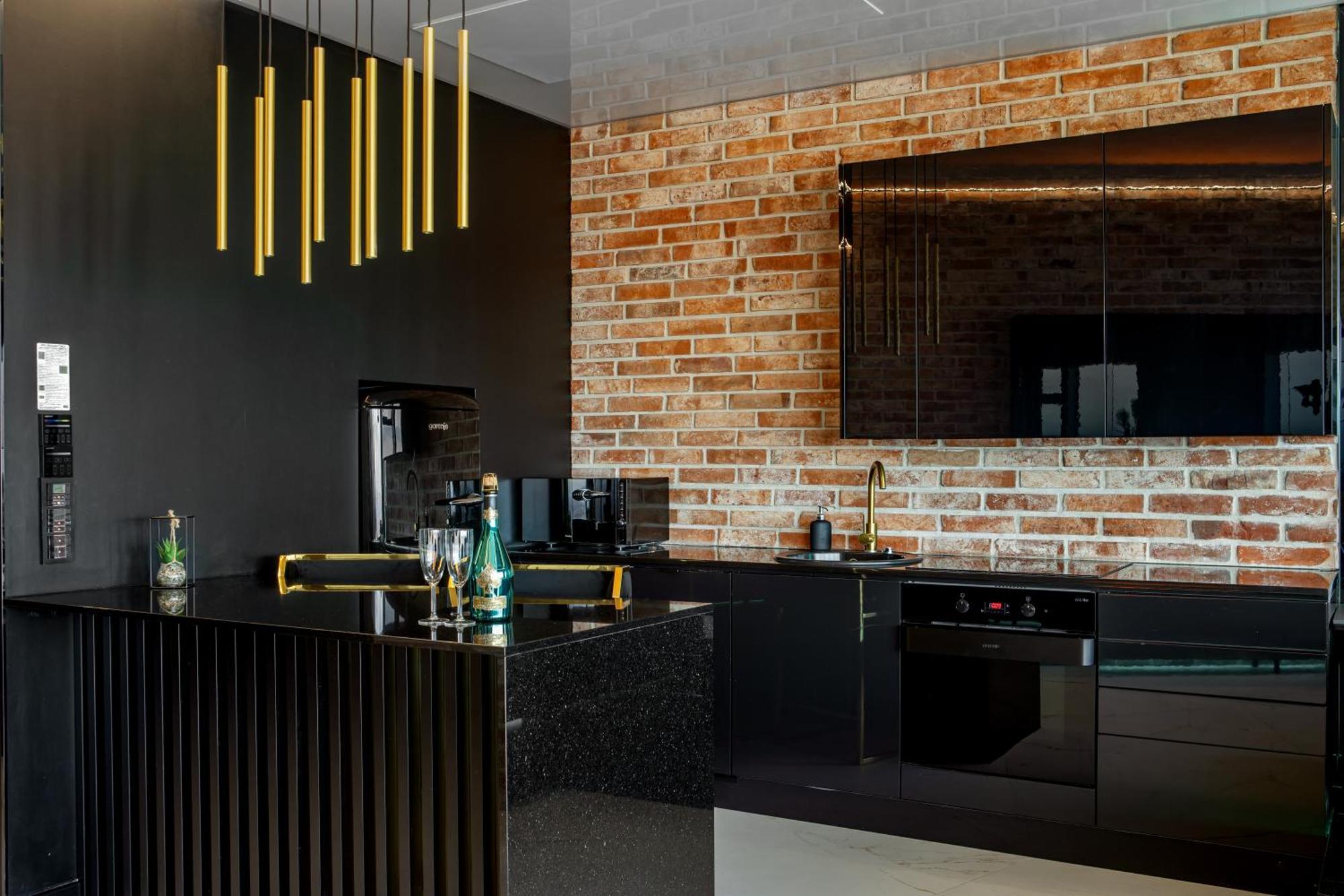 Apartamenty Sky Tower Z Jakuzzi Przy Oknie Breslavia Exterior foto